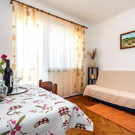 Apartment Muzic Mali Lošinj Exteriör bild