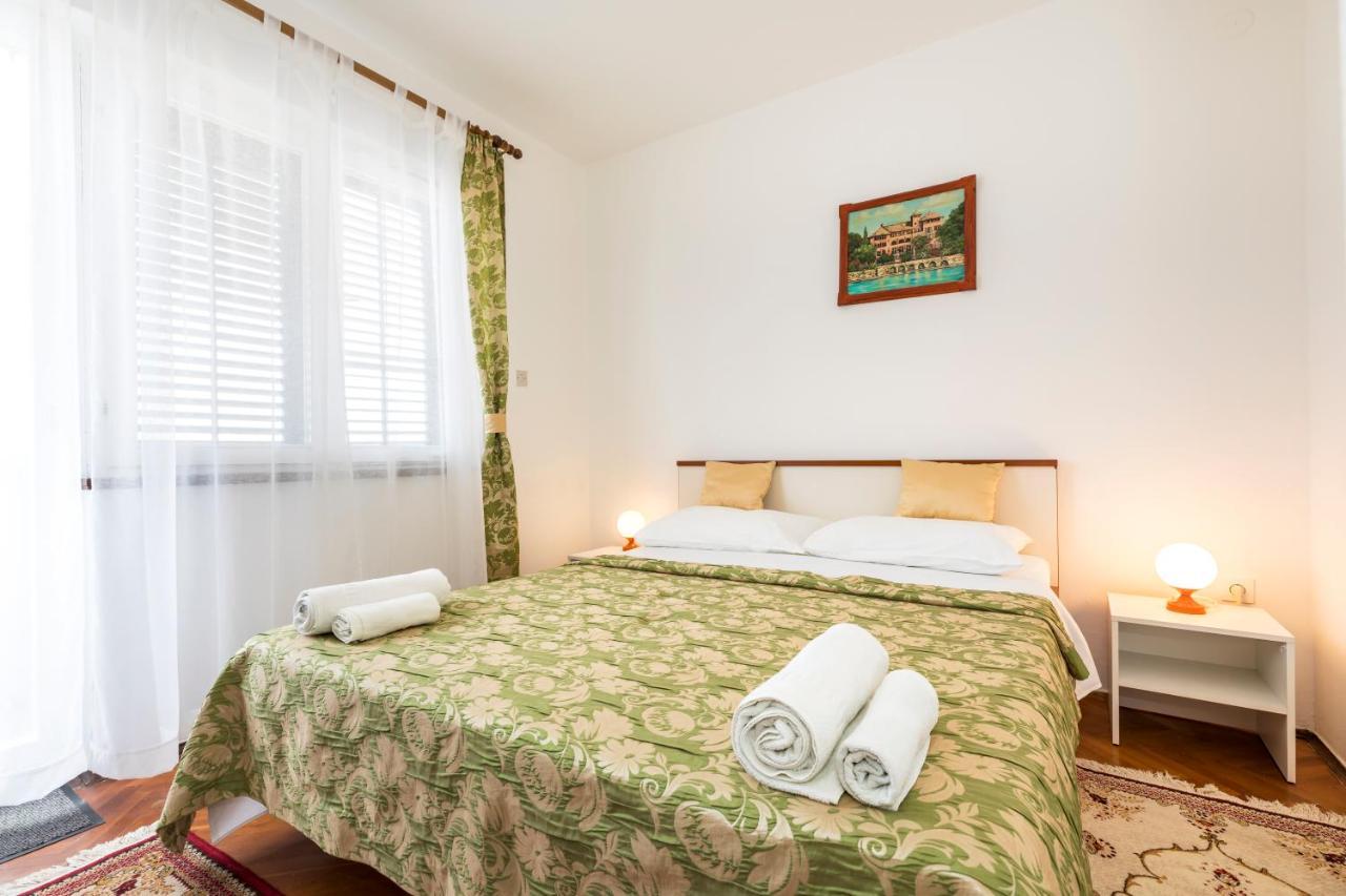 Apartment Muzic Mali Lošinj Exteriör bild