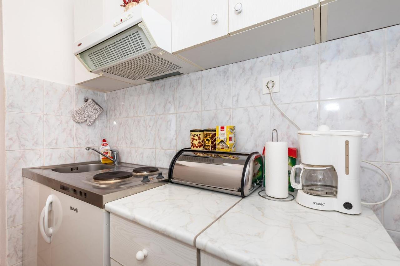 Apartment Muzic Mali Lošinj Exteriör bild