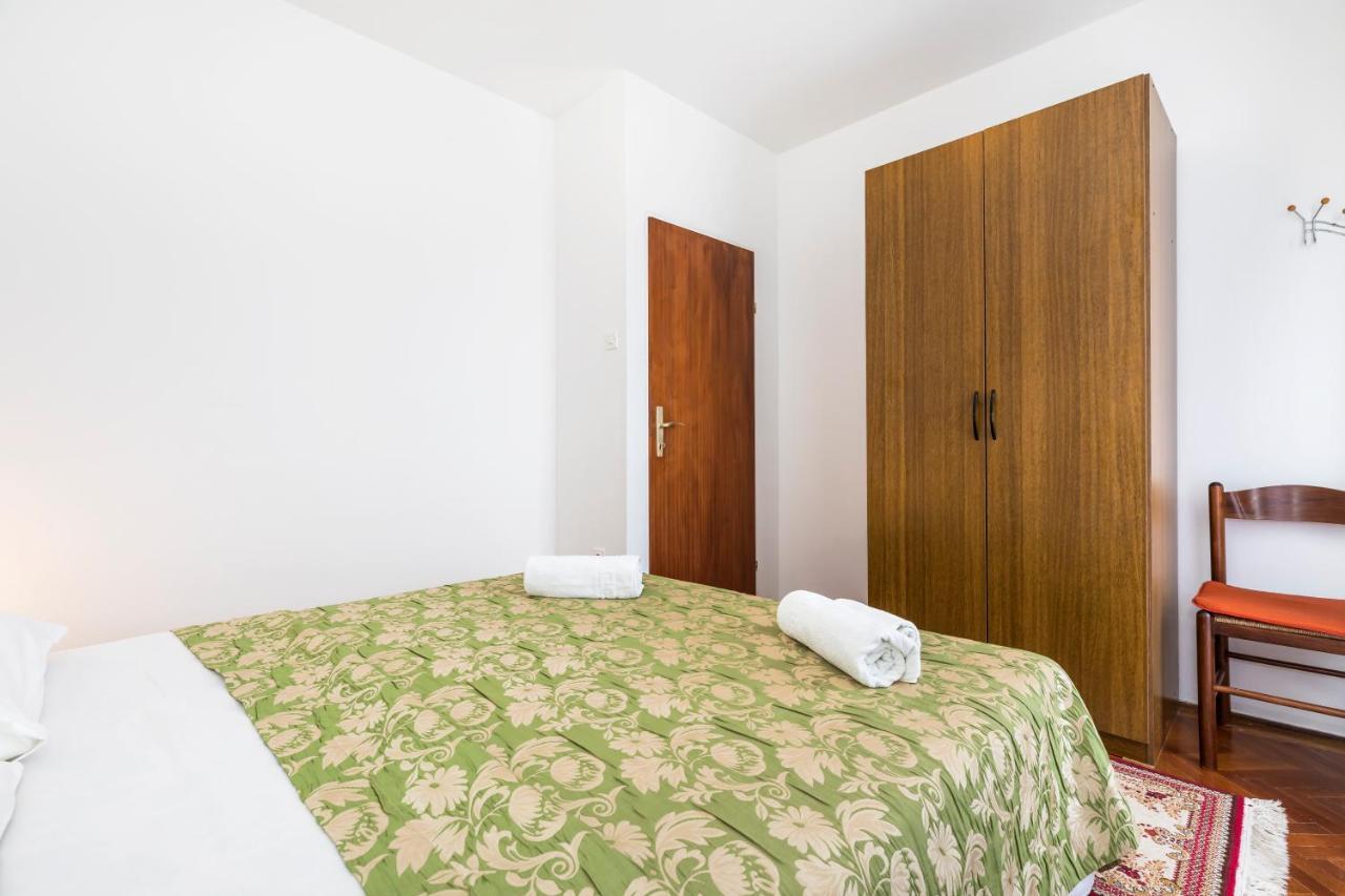 Apartment Muzic Mali Lošinj Exteriör bild