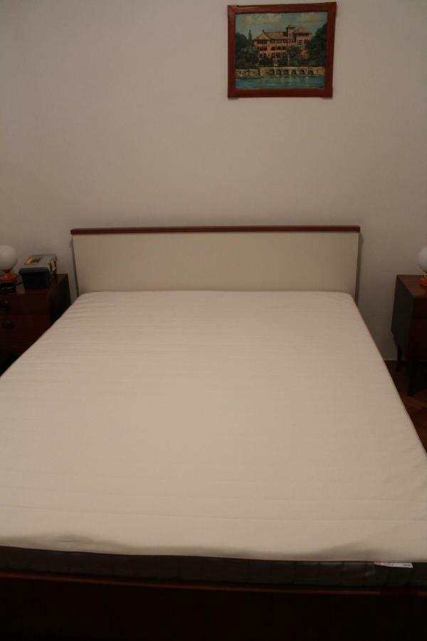 Apartment Muzic Mali Lošinj Exteriör bild