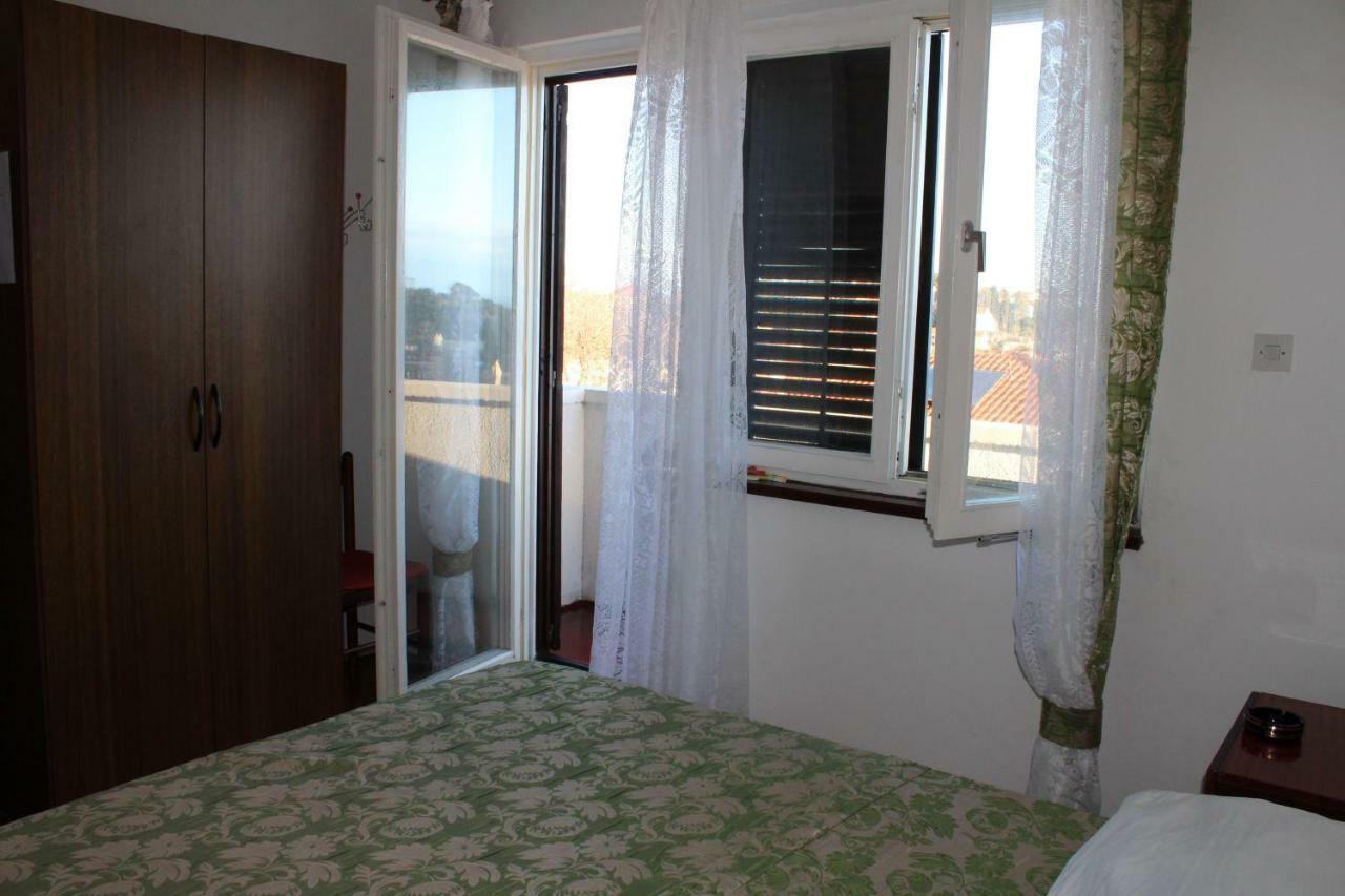 Apartment Muzic Mali Lošinj Exteriör bild